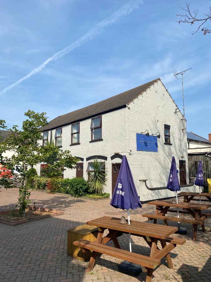 The Whistle And Flute Hotel Barnetby le Wold Exterior foto